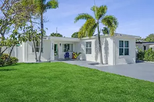 126 SW 7th Ave, Delray Beach, FL 33444 - Photo 1