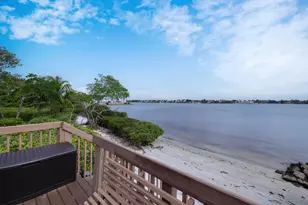 88 N Lakeshore Dr, Hypoluxo, FL 33462 - Photo 53