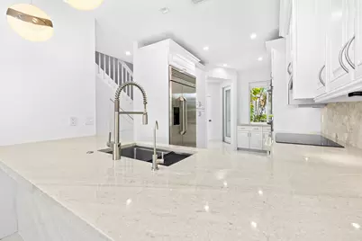 88 N Lakeshore Drive, Hypoluxo, FL 33462 - Photo 13