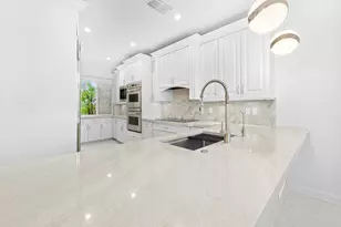 88 N Lakeshore Dr, Hypoluxo, FL 33462 - Photo 11