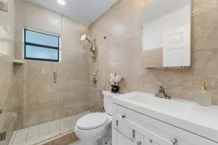 4677 Carambola Cir N, Coconut Creek, FL 33066 - Photo 23