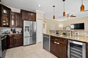 [Address not provided], West Palm Beach, FL 33409 - Photo 9