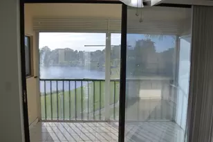 5130 Las Verdes Cir, Delray Beach, FL 33484 - Photo 7