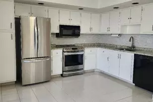 5130 Las Verdes Cir, Delray Beach, FL 33484 - Photo 5