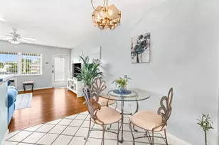 309 Sheffield M, West Palm Beach, FL 33417 - Photo 5