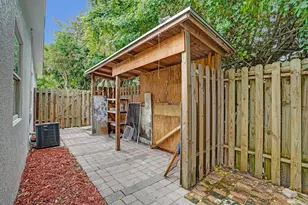 1205 S Lake Dr, Lantana, FL 33462 - Photo 33