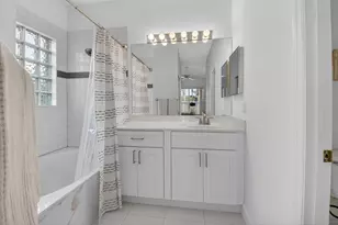 6765 Green Island Cir, Lake Worth, FL 33463 - Photo 19