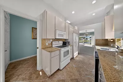 111 NW Bentley Circle, Port Saint Lucie, FL 34986 - Photo 3
