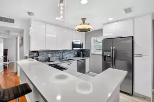 209 Somerset K, West Palm Beach, FL 33417 - Photo 11