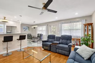 209 Somerset K, West Palm Beach, FL 33417 - Photo 3