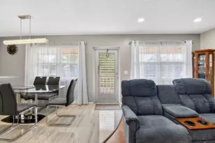 209 Somerset K, West Palm Beach, FL 33417 - Photo 5