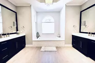 13550 Greentree Trail, Wellington, FL 33414 - Photo 23