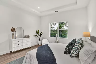 114 SE Palma Street, Port Saint Lucie, FL 34984 - Photo 17