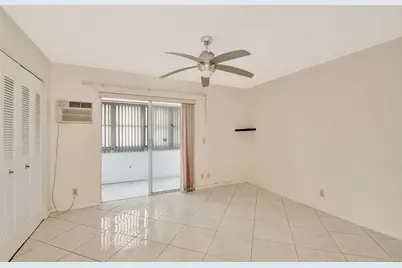 70 Camden C, West Palm Beach, FL 33417 - Photo 9