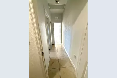 657 SE 30th Terrace, Homestead, FL 33033 - Photo 9