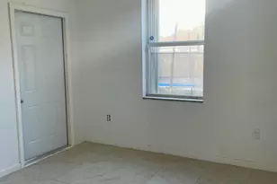 657 SE 30th Terrace, Homestead, FL 33033 - Photo 5