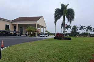 105 Suffolk C, Boca Raton, FL 33434 - Photo 3
