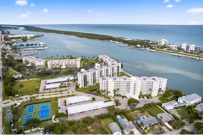 19800 Sandpointe Bay Drive #607, Tequesta, FL 33469 - Photo 9