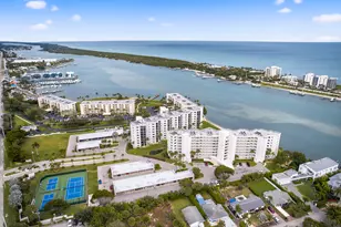 19800 Sandpointe Bay Dr, Tequesta, FL 33469 - Photo 9