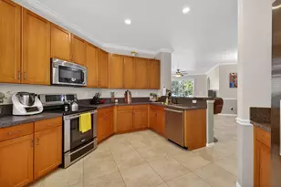 9922 SW Glenbrook Dr, Port Saint Lucie, FL 34987 - Photo 11