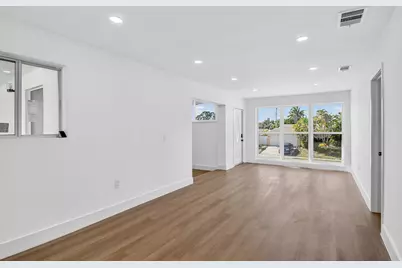 1426 Hillcrest Dr Drive, Lake Worth Beach, FL 33461 - Photo 11