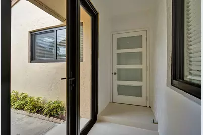 818 NW 26th Avenue, Delray Beach, FL 33445 - Photo 29