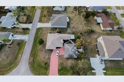 126 NW Hibiscus St Street NW, Port Saint Lucie, FL 34983 - Photo 3