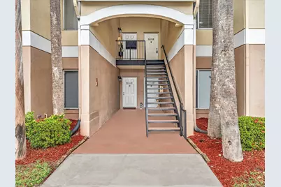 815 W Boynton Beach Boulevard #16-205, Boynton Beach, FL 33426 - Photo 3