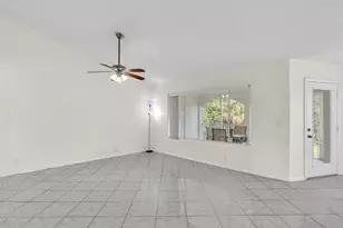 815 W Boynton Beach Blvd, Boynton Beach, FL 33426 - Photo 11