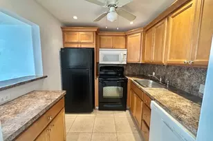 147 Fanshaw D, Boca Raton, FL 33434 - Photo 3
