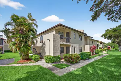 8536 Casa Del Lago #49-B, Boca Raton, FL 33433 - Photo 3