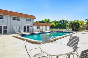 2878 Donnelly Dr, Lake Worth, FL 33462 - Photo 19
