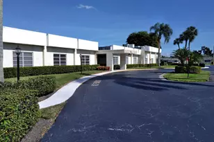 2878 Ashley Dr E, West Palm Beach, FL 33415 - Photo 31