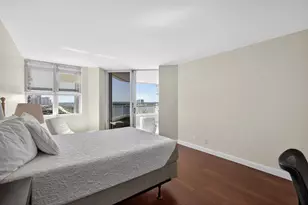 5200 N Ocean Dr, Singer Island, FL 33404 - Photo 7