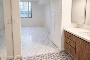 3826 Whitehall Dr, West Palm Beach, FL 33401 - Photo 13