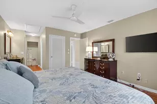 8633 Chevy Chase Dr, Boca Raton, FL 33433 - Photo 19