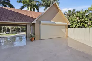 14410 64th Way N, Palm Beach Gardens, FL 33418 - Photo 3