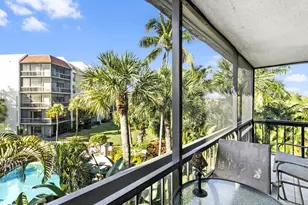 2550 Presidential Way, West Palm Beach, FL 33401 - Photo 25