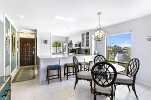 2550 Presidential Way, West Palm Beach, FL 33401 - Photo 9