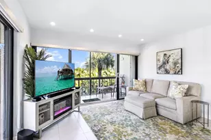 2550 Presidential Way, West Palm Beach, FL 33401 - Photo 11