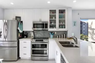 2550 Presidential Way, West Palm Beach, FL 33401 - Photo 15