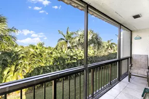 2550 Presidential Way, West Palm Beach, FL 33401 - Photo 27