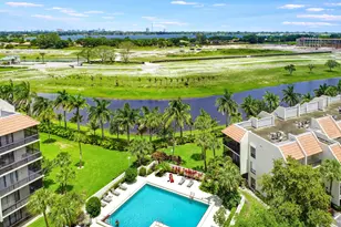 2550 Presidential Way, West Palm Beach, FL 33401 - Photo 31