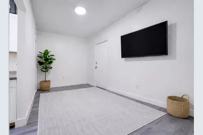 1554 SW 5th Street #5b, Miami, FL 33135 - Photo 5