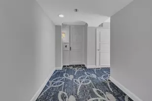 5380 N Ocean Dr, Singer Island, FL 33404 - Photo 9