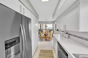 5380 N Ocean Dr, Singer Island, FL 33404 - Photo 25