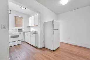 1554 SW 5th St, Miami, FL 33135 - Photo 11