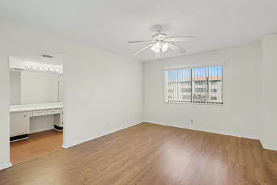 8030 Hampton Boulevard #414, Pompano Beach, FL 33068 - Photo 23