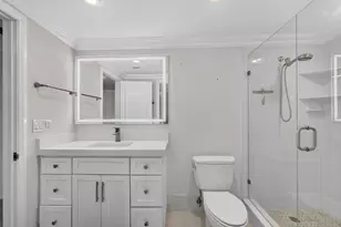 5400 N Ocean Dr, Singer Island, FL 33404 - Photo 37
