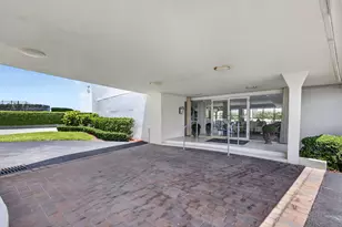 5400 N Ocean Dr, Singer Island, FL 33404 - Photo 57